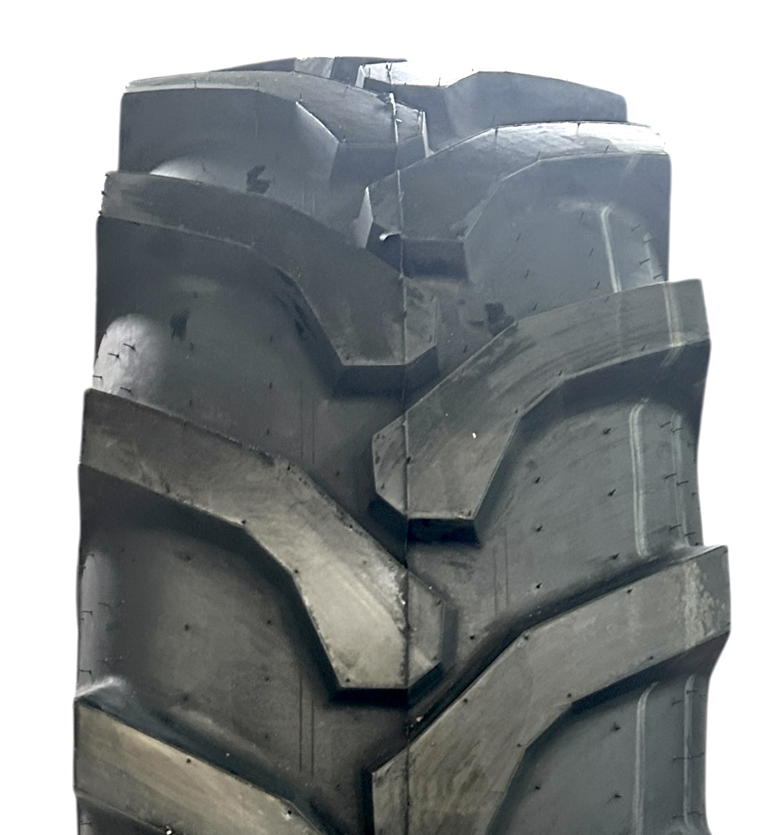 CEAT 19.5L-24 12PR (151A8) TYROCK 80 TL